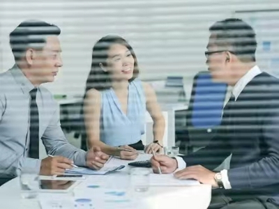 投資咨詢與融資咨詢服務 企業(yè)發(fā)展的雙引擎